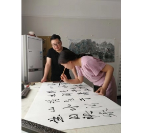 张东海艺术家之风采留影14