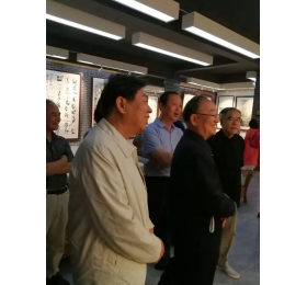 张东海艺术家之风采留影19