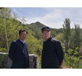 张东海艺术家之风采留影29