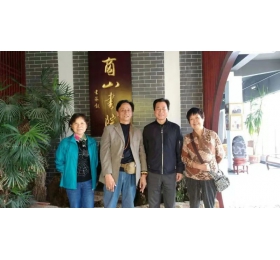 张东海艺术家之风采留影43